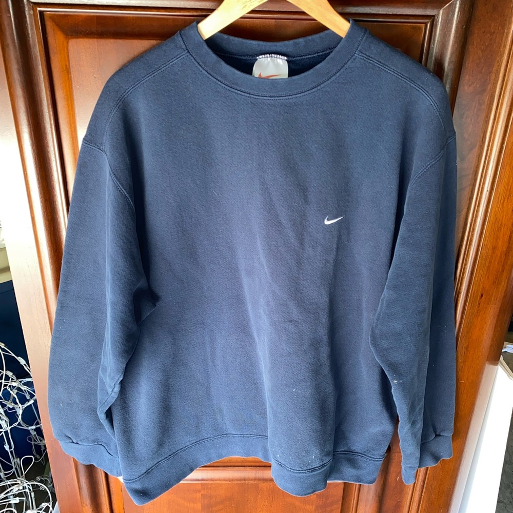 Vintage 90’s Nike Crewneck Sweatshirt with Red Swoosh tag